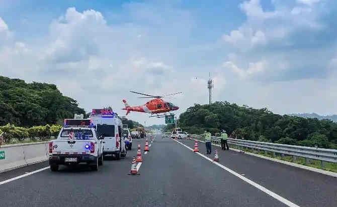 赣县区高速公路汽车救援案例